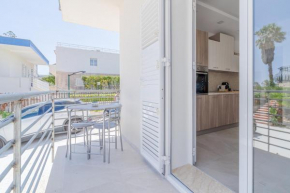 Apt Giulia a due passi dal mare